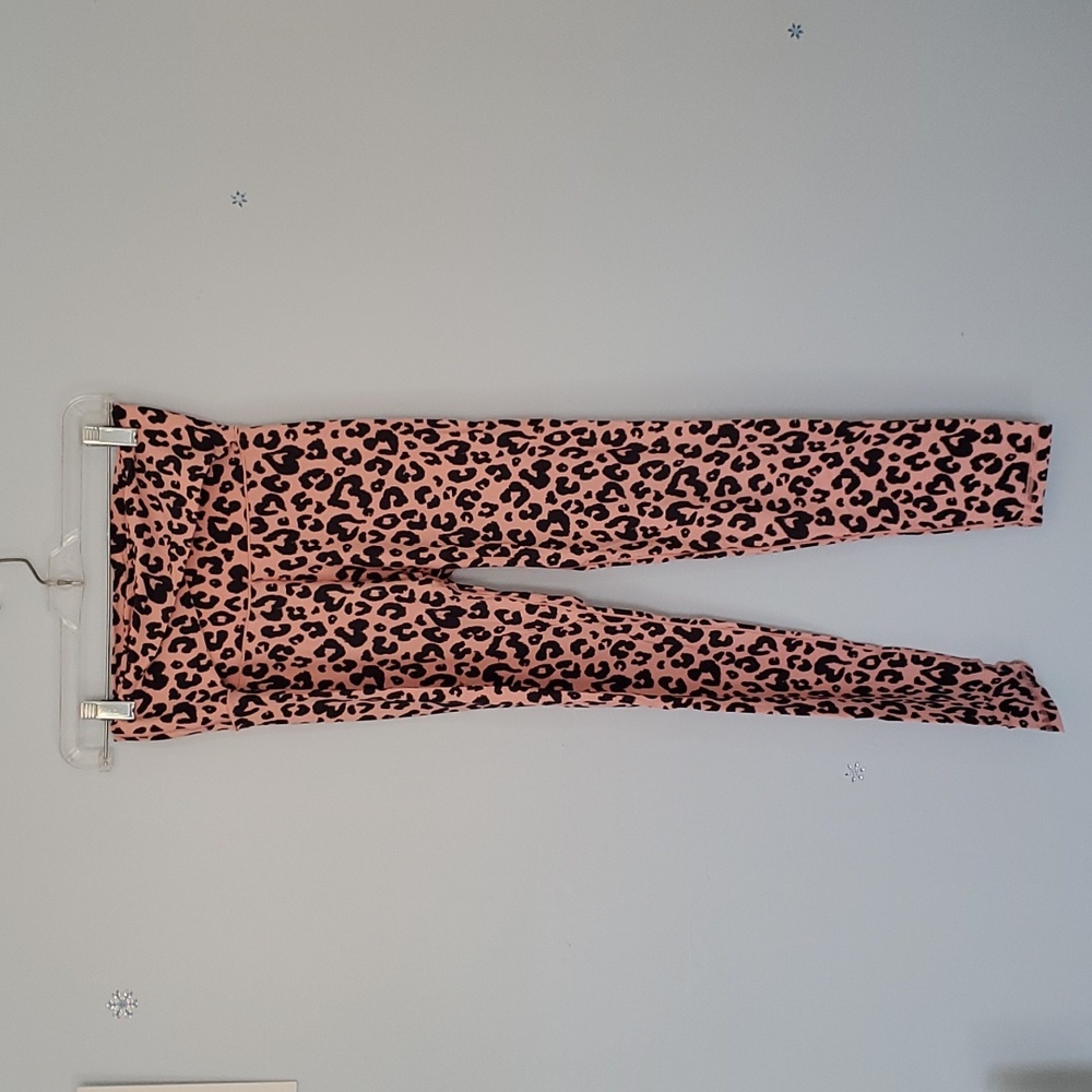 OFFLINE By Aerie Real Me High Waisted Twist Legging, Size M - Picture 7 of 11
